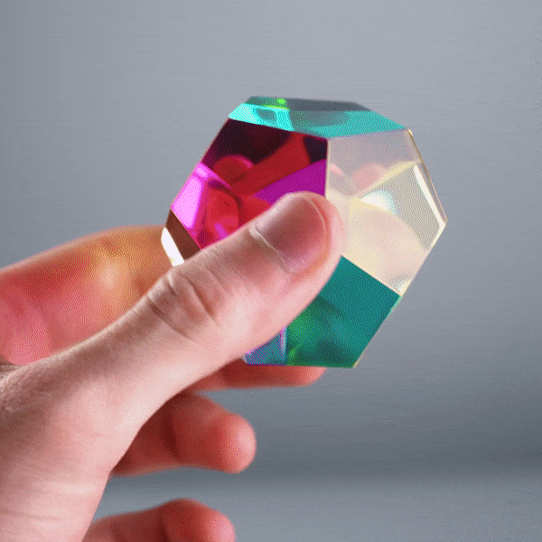 The Mundus CMY Cubes video turning it in hand